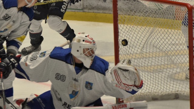 W ćwierćfinałowej rywalizacji play-off hokeści Re-Plast Unii prowadzą 2:0. Kolejny mecz we wtorek w Gdańsku. Fot. (png)