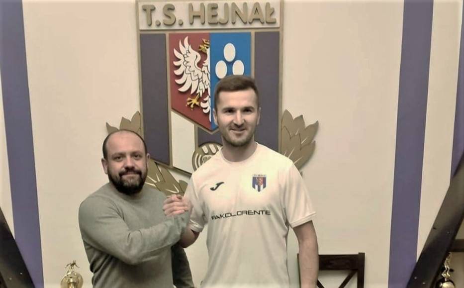 Bartłomiej Dudzic dołączył do zespołu kęckiego Hejnału. Na wiosnę zagra w drużynie razem ze swoim starszym bratem - Przemysławem. Fot. zbiory klubu